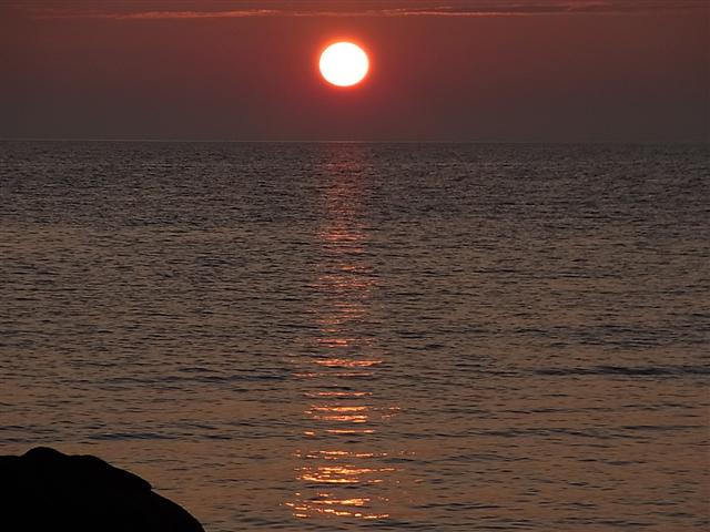 Setting sun_img